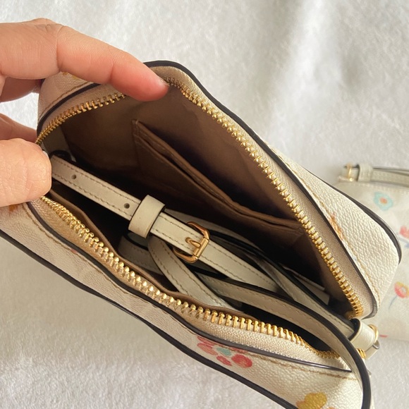 Coach set - Picture 3 of 3